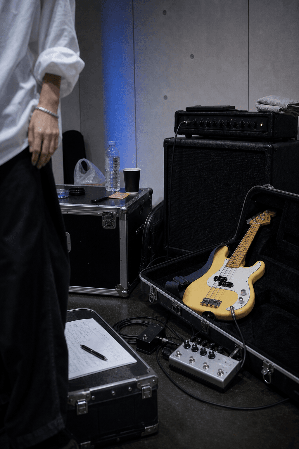 Han Junhee, bass corner thumbnail